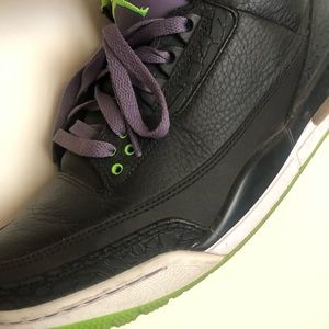 JORDAN RETRO 3 JOKER